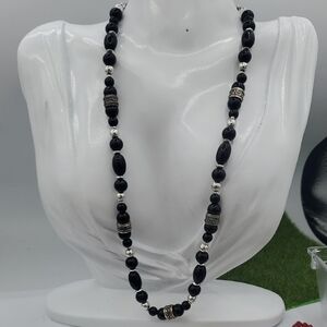 Elegant Black Beaded Necklace 22 Inch‎ N3836